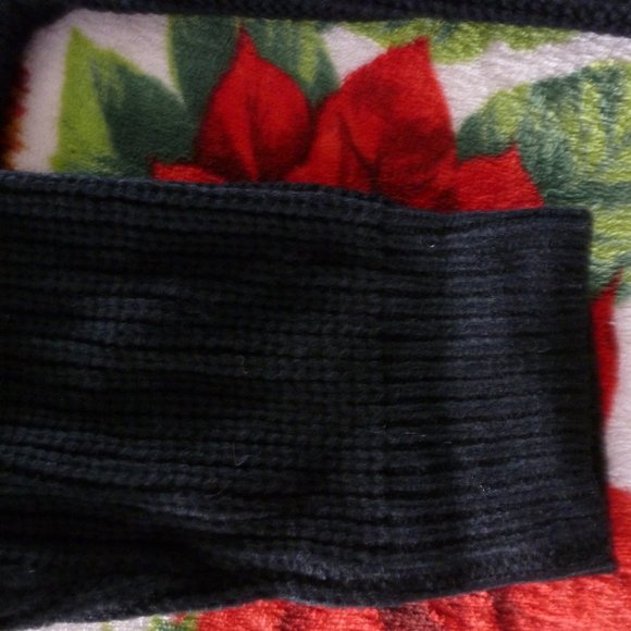 Rib- Knit Baggy V-neck Long sleeve Black sweater  MED - Picture 3 of 7